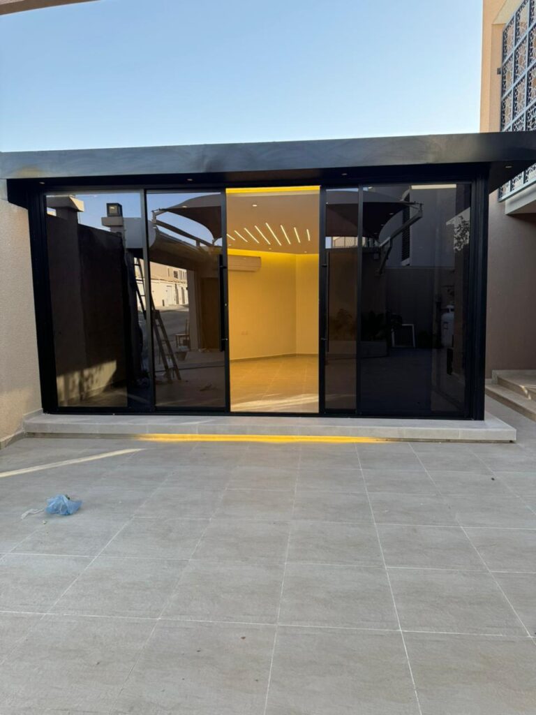 غرف زجاجية (8)